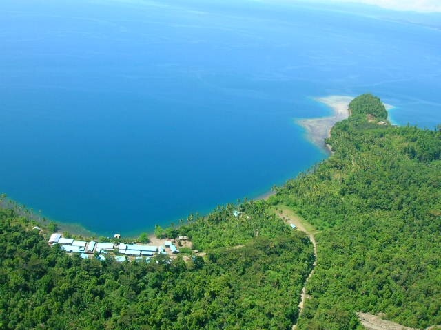Weda Bay nickel camp site at Tanjung Ulie cape on Halmahera island / Muhammad ECTOR Prasetyo CC Wikimedia