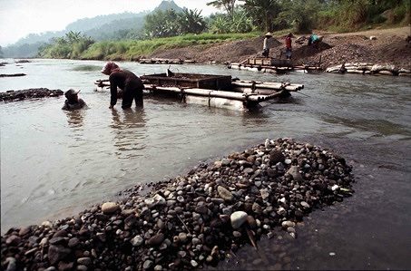 12_sand-rafting.jpg 12_sand-rafting.jpg